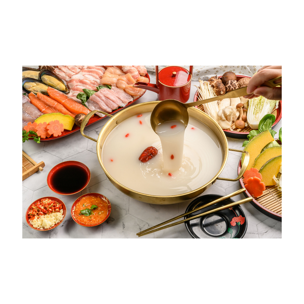 味の素ポーク骨スープパウダー1kgで100リットルのスープが作れます。