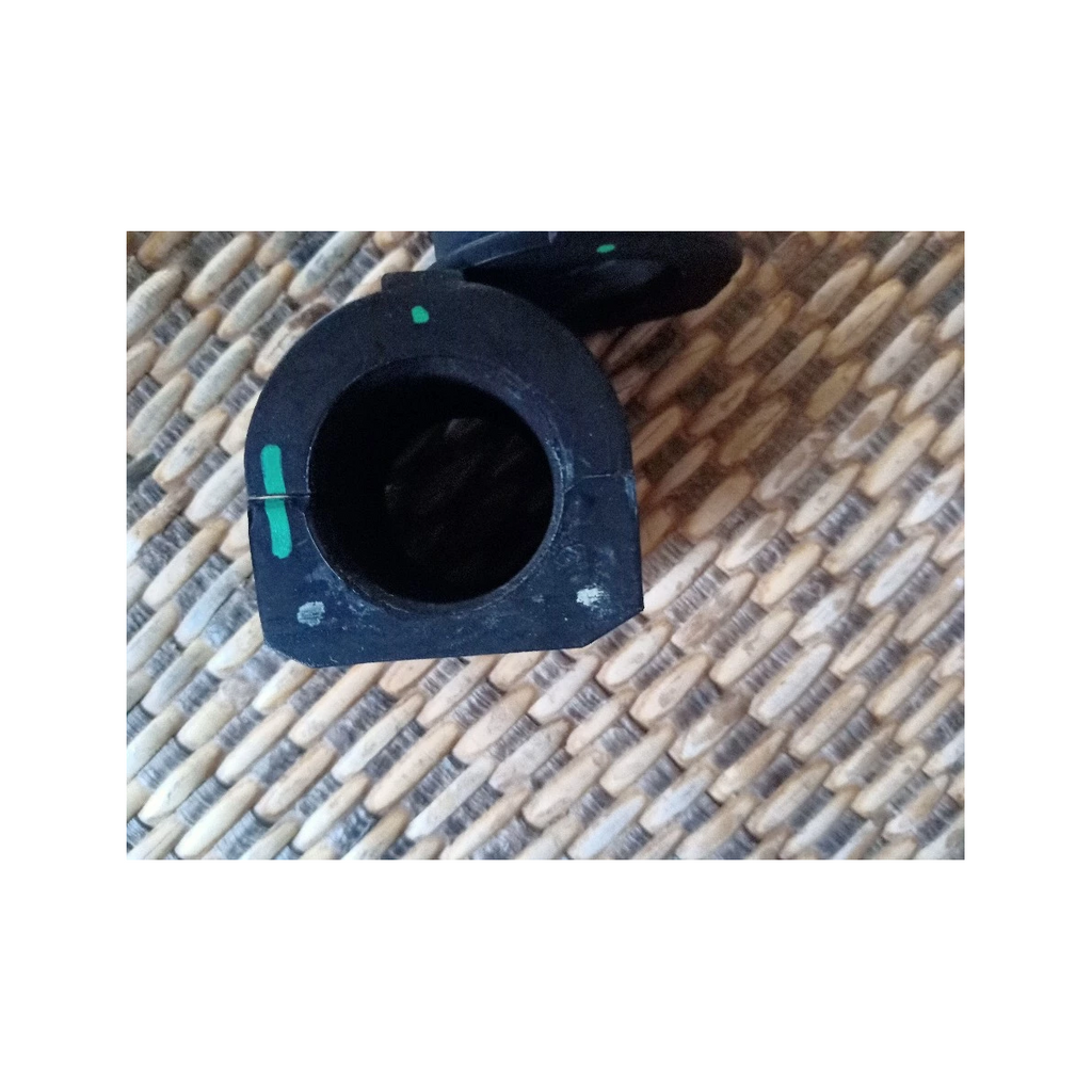 ISUZU Bushing Rubber Stab Bar #8981614460 CAB 4X4 D-Max 2012-19 Genuine K