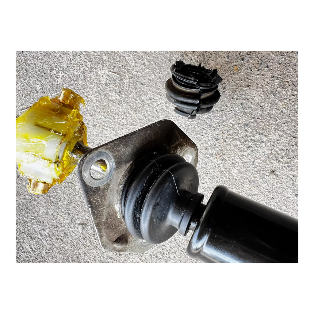 8979458010 ORIGINAL ISUZU DMAX Getriebeabdeckung Gummi Staubschutz