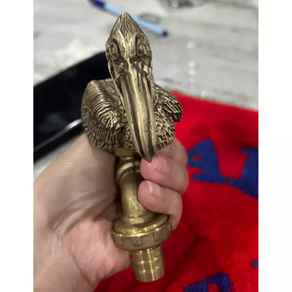 Pelikanvogel Messing Wasserhahn – 10 cm Länge, 1/2" Gewinde | Ausgefallener Gartenhahn mit Schlauchanschluss | Hergestellt in Thailand
