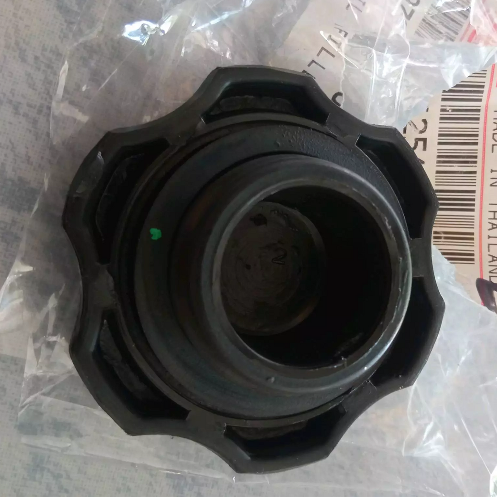 8979125430 Original Öleinfülldeckel Isuzu D-MAX 2003-2006 TFR Dragon K