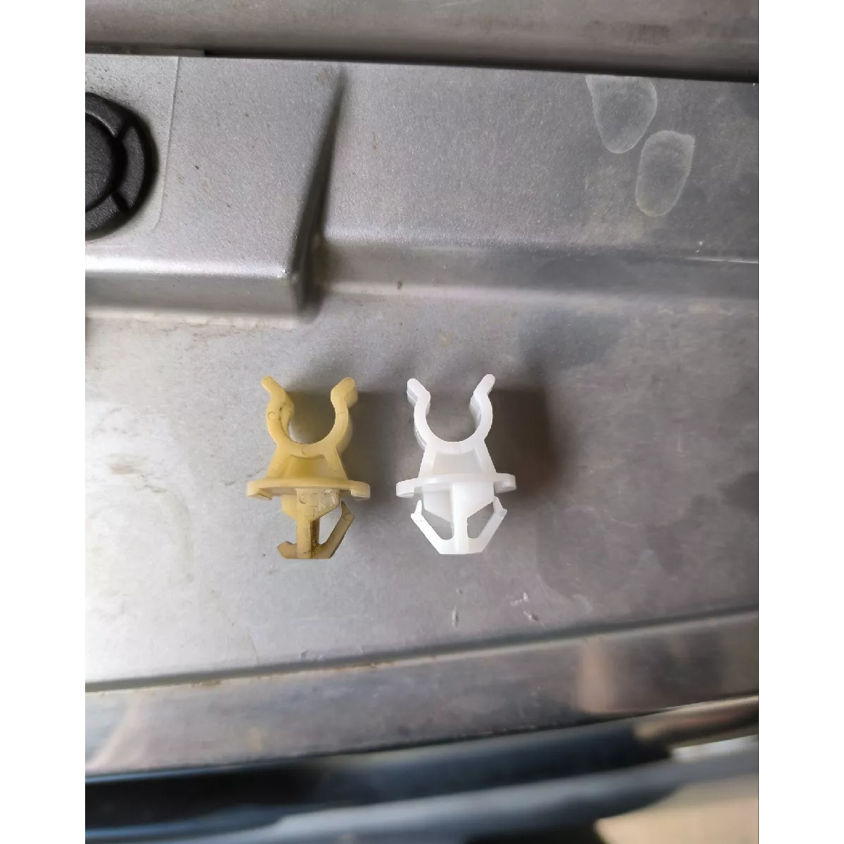 Front hood support MITSUBISHI L200 Triton 2005-2014 K