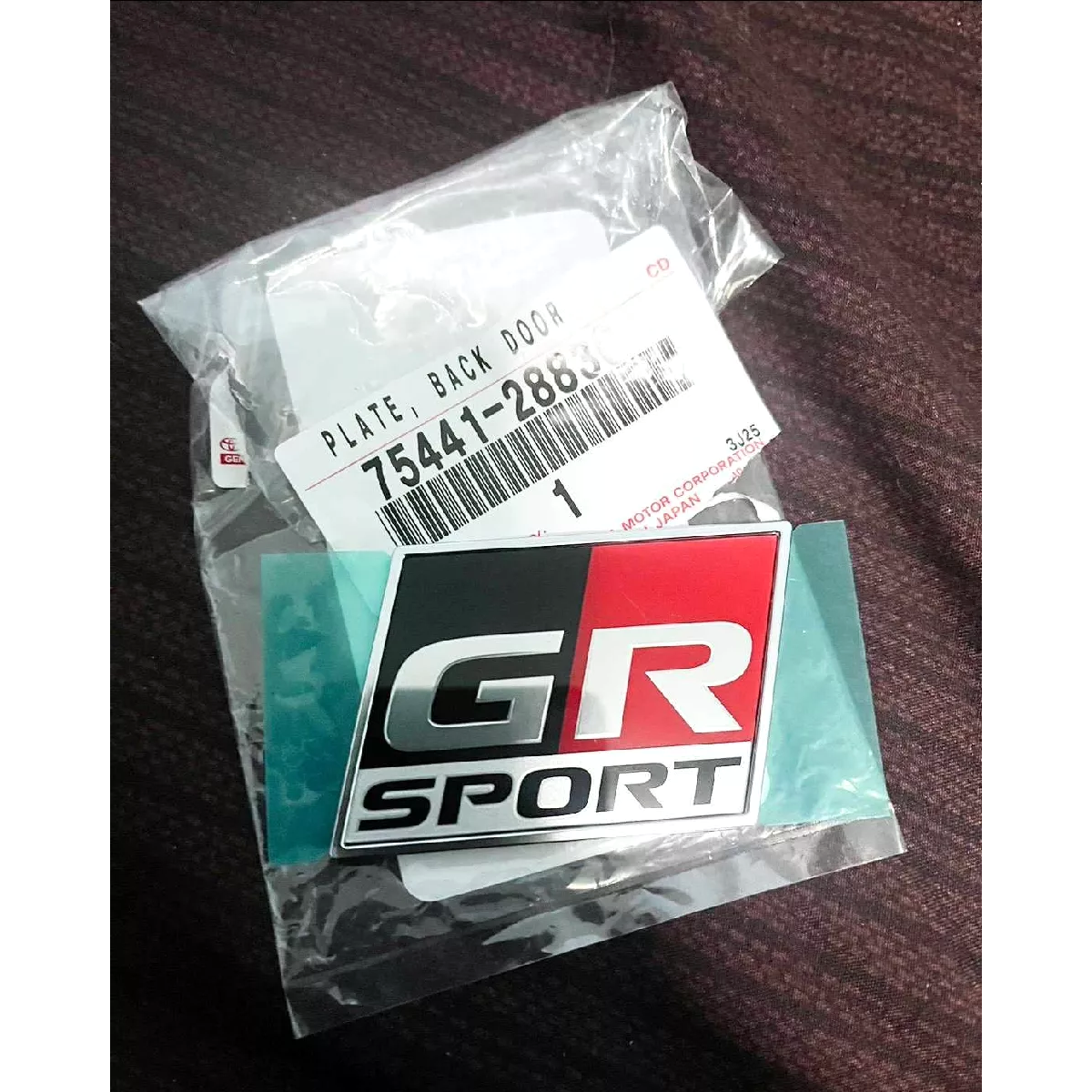 Original Toyota GR Sport Logo Emblem Plakette für Hilux Revo Fortuner K 5,5 x 4 cm