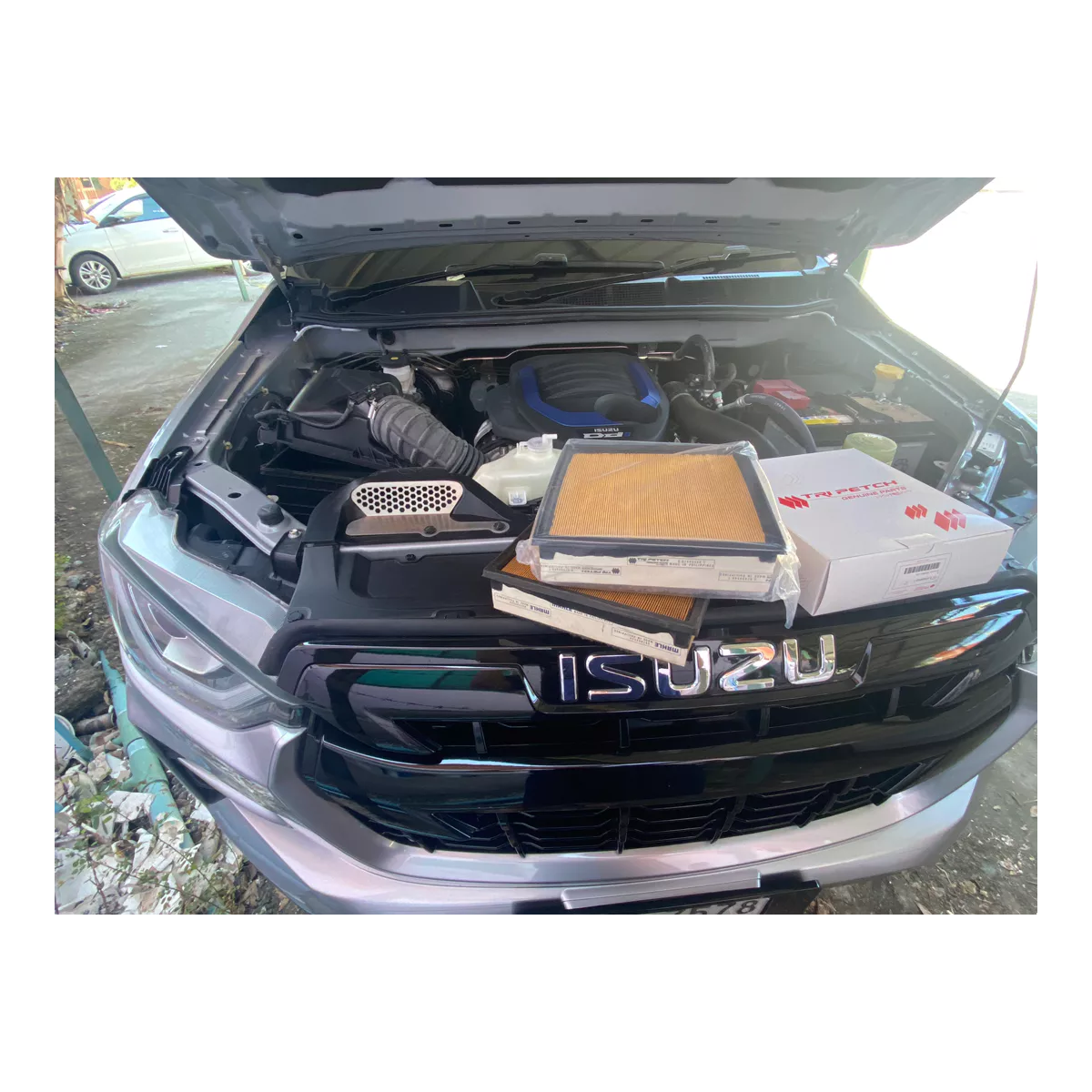 いすゞ純正エアフィルター 897499548T – 1.9 & 3.0 D-Max / MU-X 2020-2021 | OEMエンジンエアフィルター