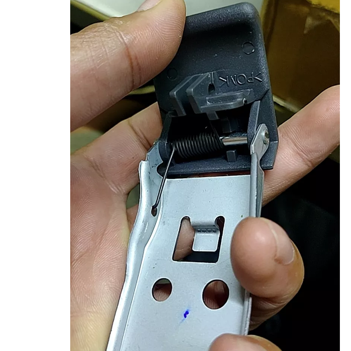 Isuzu Genuine Hood Release Lever – Part No. 8-97333142-0