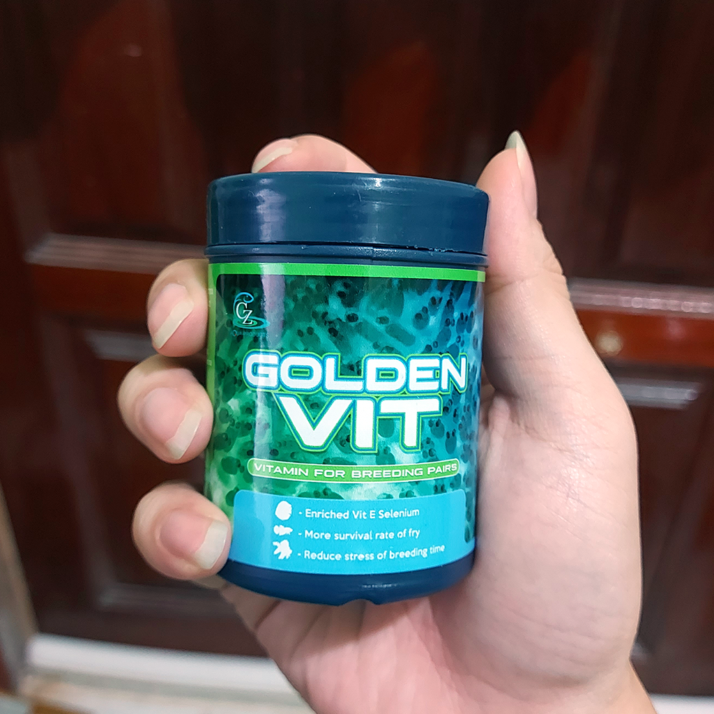 CZ Golden Vit Vitamin for Breeding Fish 70g - Front view