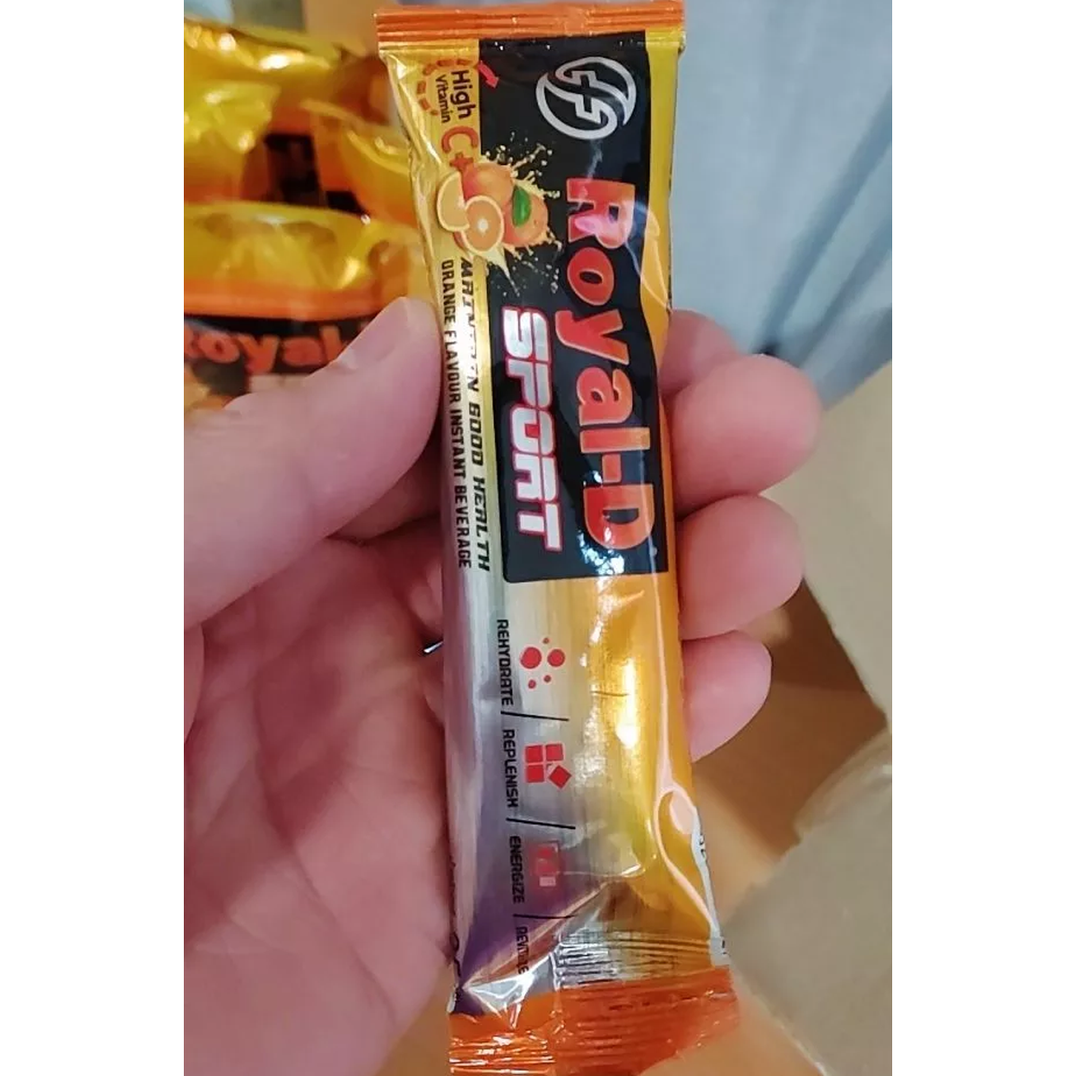 Royal-D Sport Orange Flavour Instant Beverage – Pack and Sachets